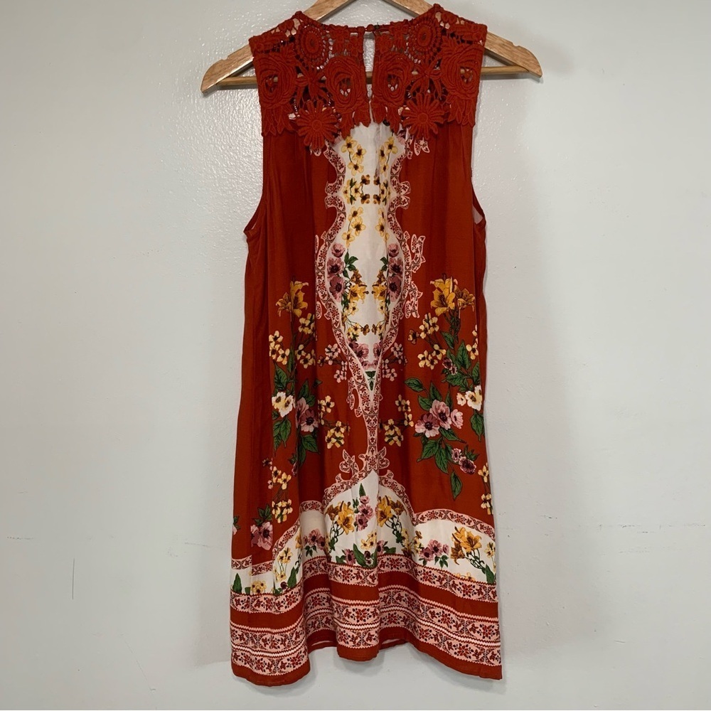Blu Pepper Boho Rust Floral Crochet Mini Dress Size M NEW - Picture 8 of 9